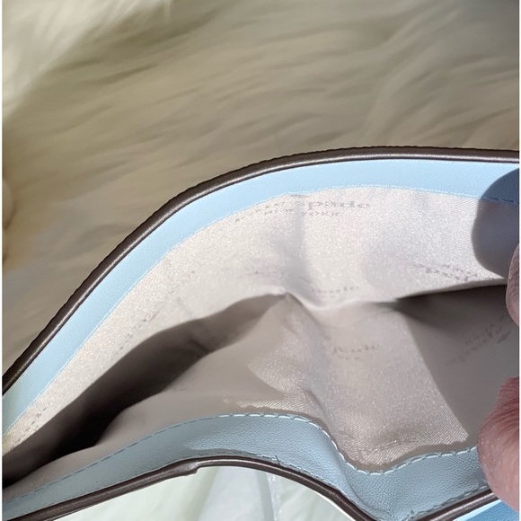 Kate Spade ♠️ New York Blue Glow Spade Flower Wallet NWT - Picture 4 of 12